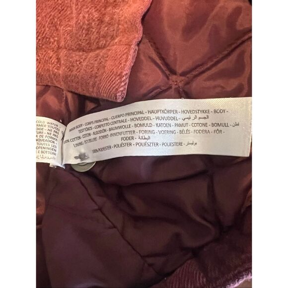 Ariat Real woman’s Small maroon quilted shacket jacket barn chores winter - Picture 7 of 8